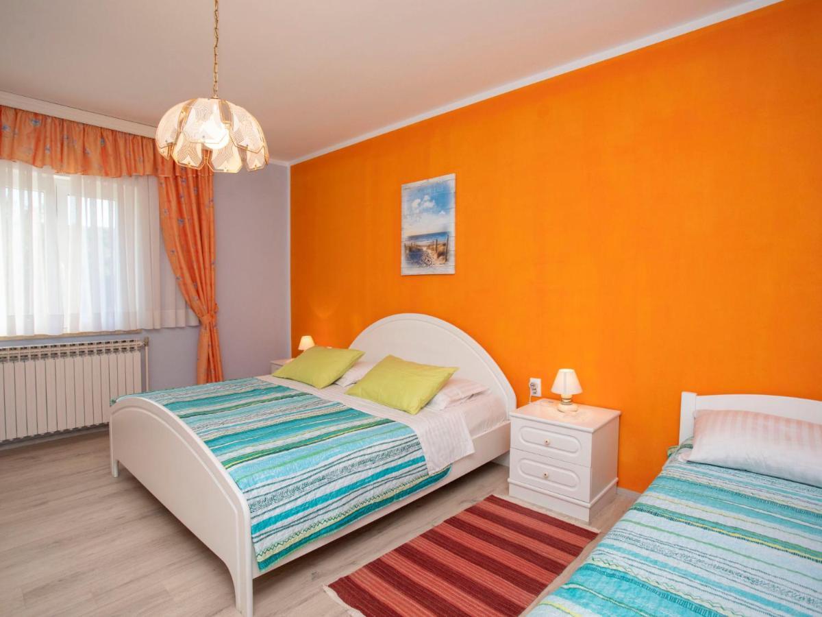 Apartment Olivia By Interhome Pićan Εξωτερικό φωτογραφία